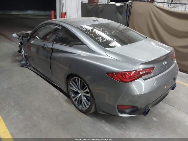 INFINITI Q60 3.0t Luxe