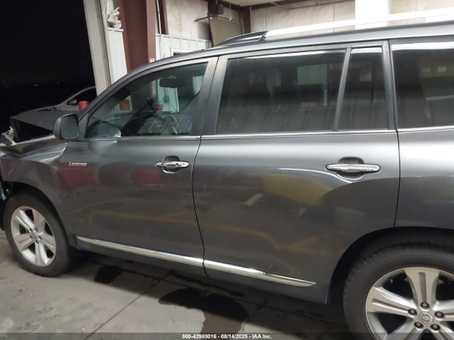 Toyota Highlander Limited V6