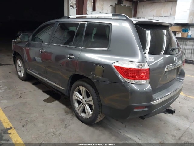 Toyota Highlander Limited V6