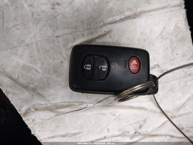 Toyota Prius Three Se