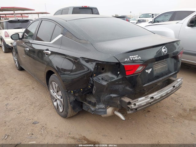 Nissan Altima S Fwd