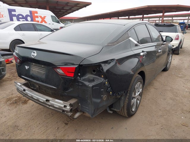 Nissan Altima S Fwd
