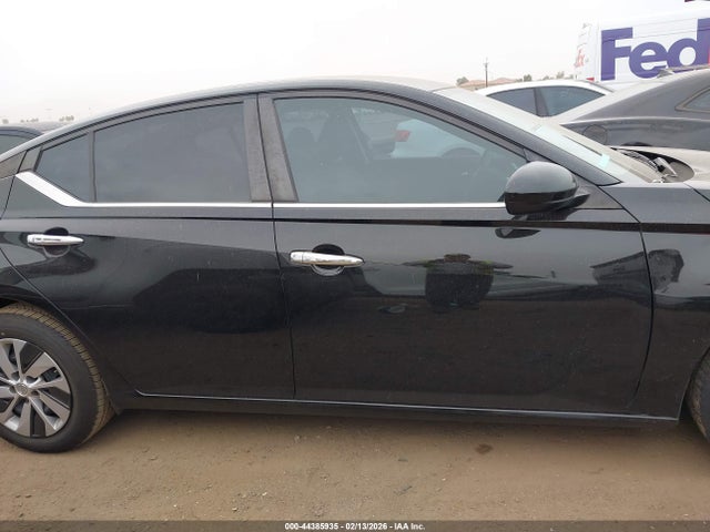 Nissan Altima S Fwd