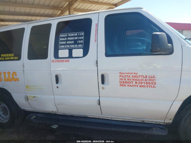 Ford E-350 Xl