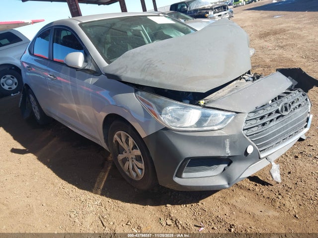 Salvage Hyundai ACCENT Image