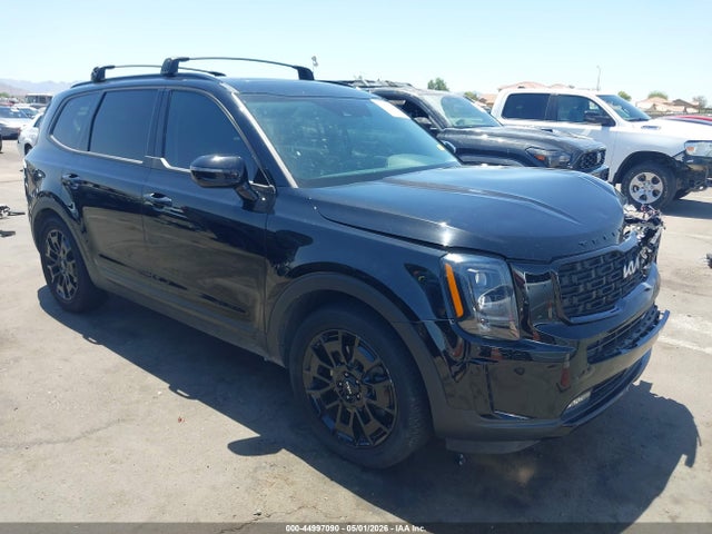 Salvage Kia Telluride Image