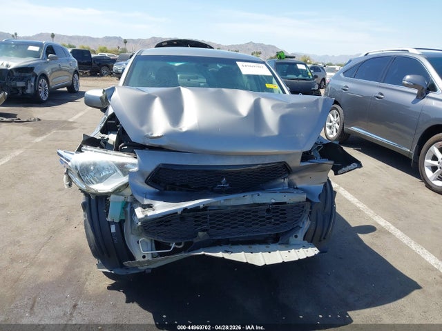 Mitsubishi Mirage Es