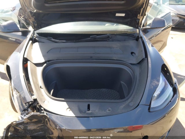 Tesla Model Y Long Range Dual Motor Rear-wheel Drive