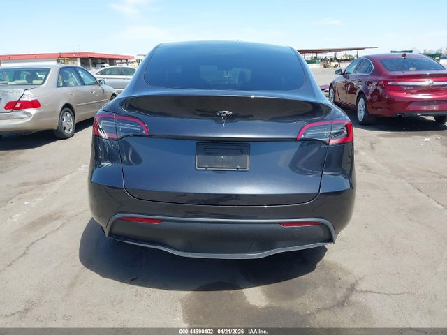 Tesla Model Y Long Range Dual Motor Rear-wheel Drive
