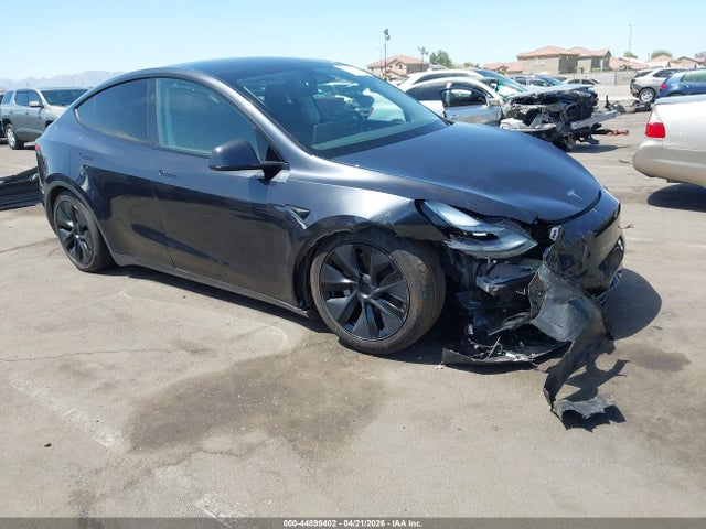 Salvage Tesla Model Y Image