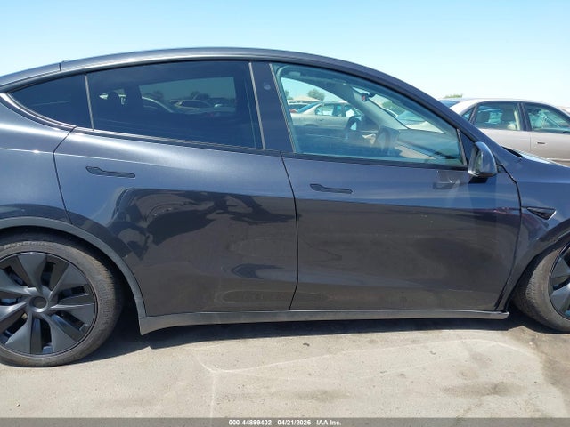 Tesla Model Y Long Range Dual Motor Rear-wheel Drive