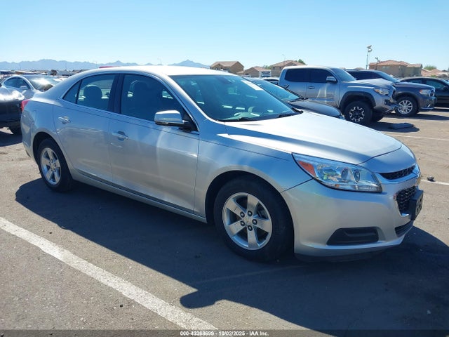 Salvage Chevrolet Malibu Image