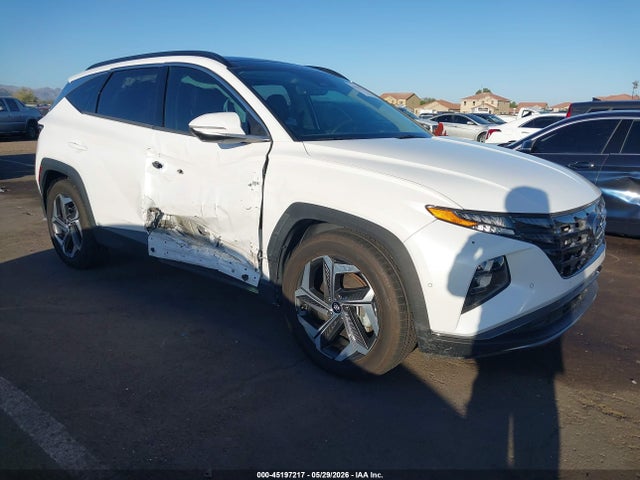 Salvage Hyundai TUCSON Image