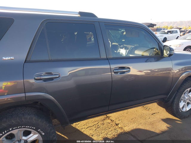 Toyota 4Runner Sr5