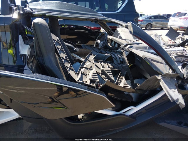Polaris Slingshot Sl