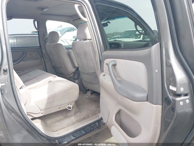 Toyota Tundra Sr5 V8