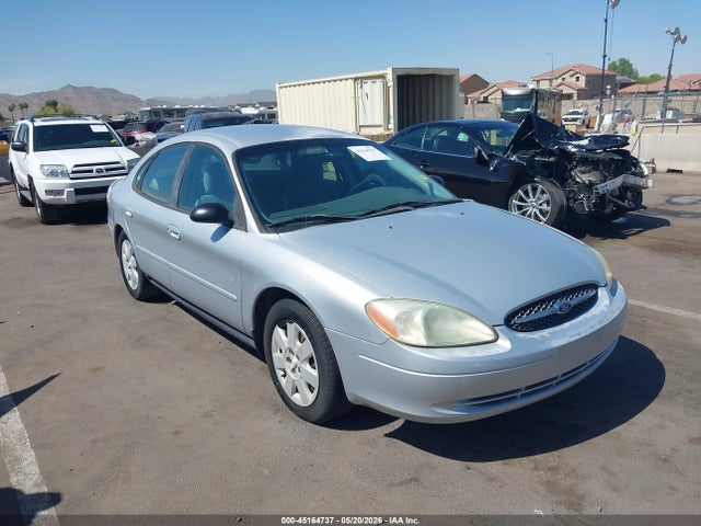 Salvage Ford Taurus Image
