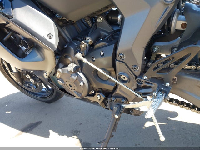 Yamaha Yzfr7
