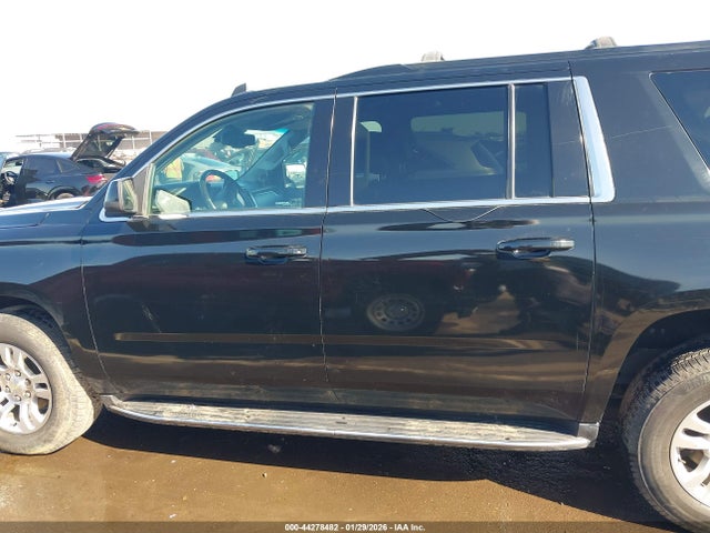 Chevrolet Suburban Lt