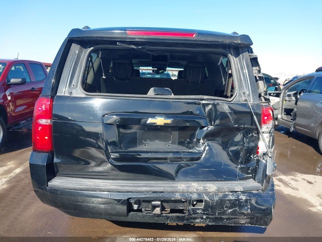 Chevrolet Suburban Lt