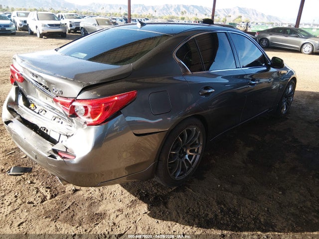INFINITI Q50 Premium