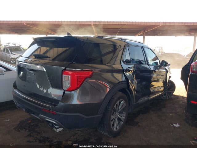 Ford Explorer Platinum