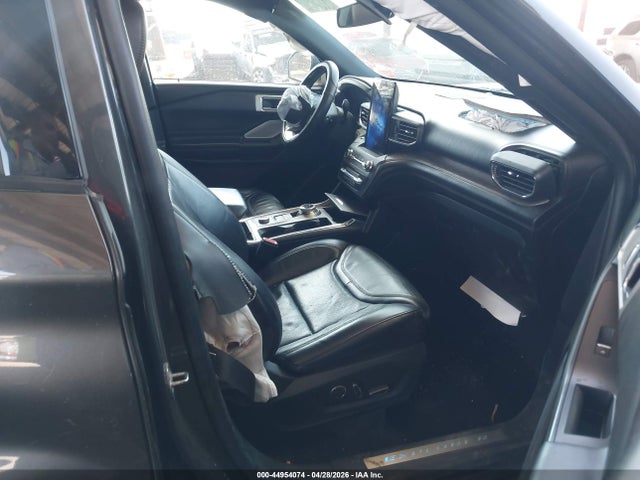 Ford Explorer Platinum