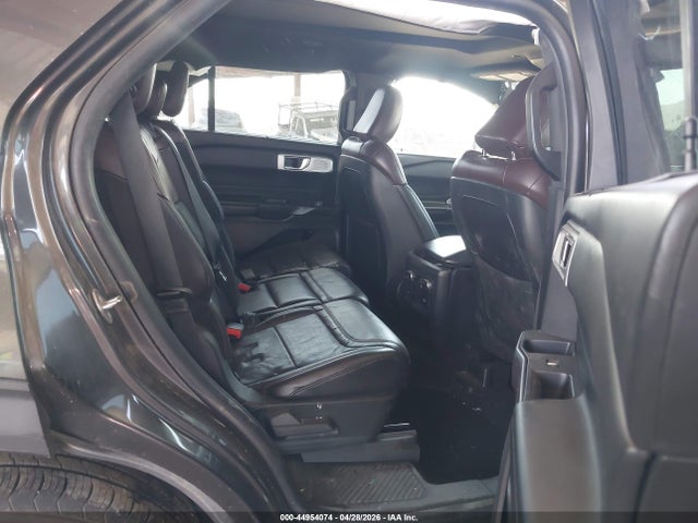 Ford Explorer Platinum