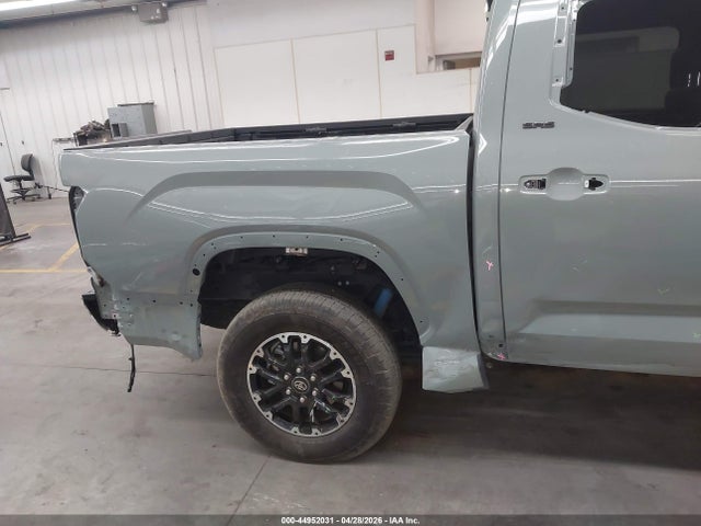 Toyota Tundra Sr5