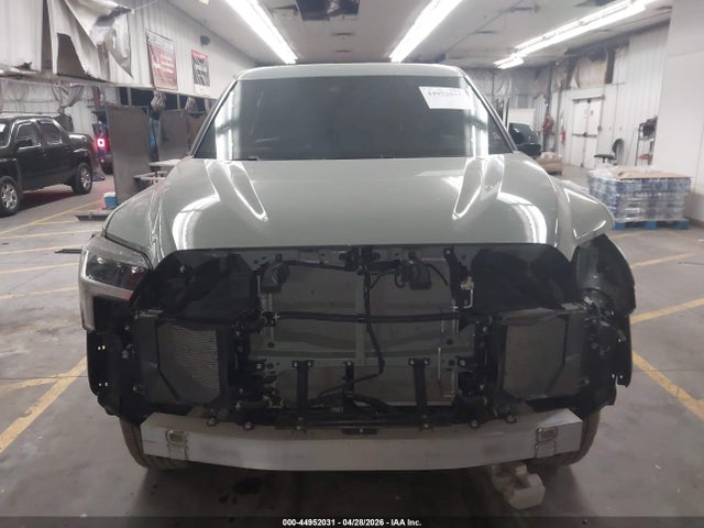 Toyota Tundra Sr5