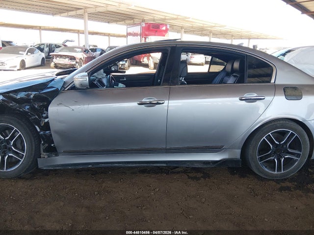 Hyundai Genesis 4.6