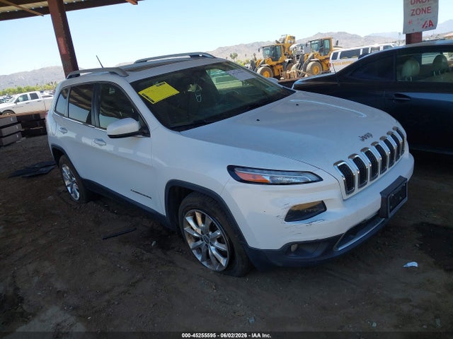 Salvage Jeep Cherokee Image