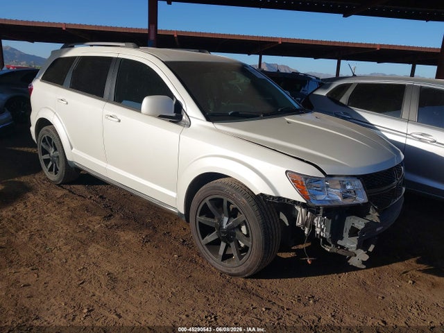 Salvage Dodge Journey Image