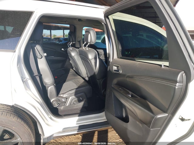 Dodge Journey Crossroad