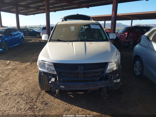 Dodge Journey Crossroad