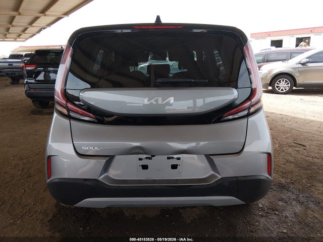 Kia Soul Lx