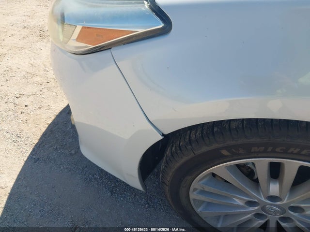 Toyota Avalon Hybrid Limited