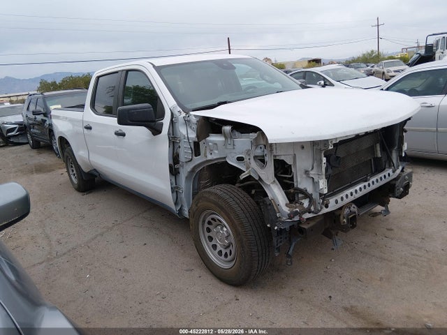 Salvage Chevrolet Silverado 1500 Image