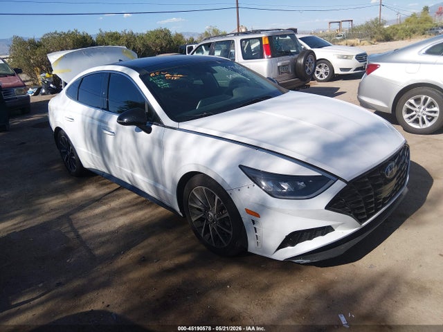 Salvage Hyundai SONATA Image