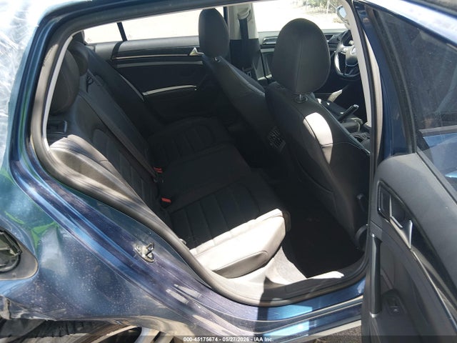 Volkswagen Golf Tsi Sel 4-door