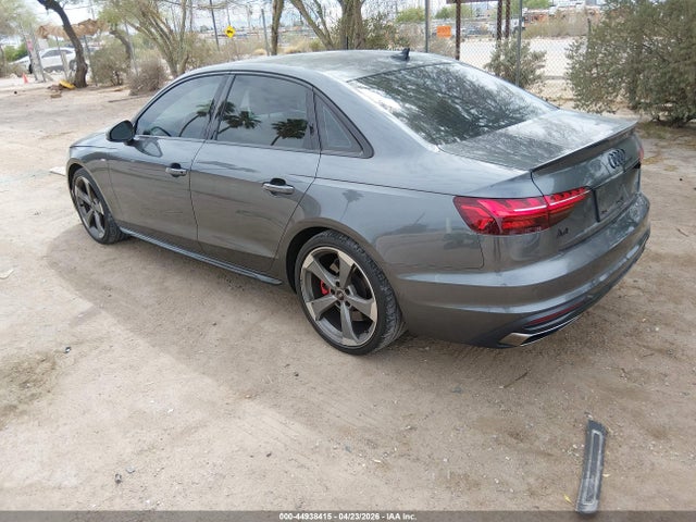 Audi A4 Premium Plus 45 Tfsi S Line Quattro S Tronic
