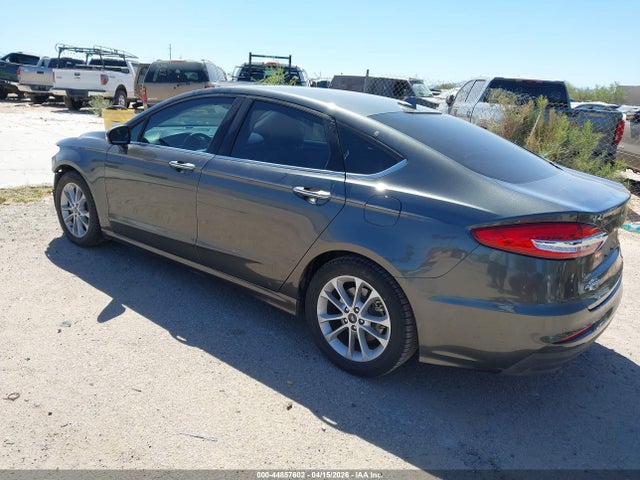 Ford Fusion Hybrid Sel