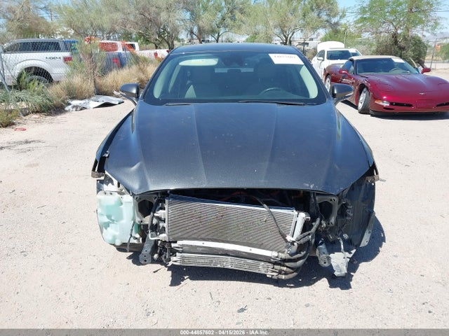 Ford Fusion Hybrid Sel