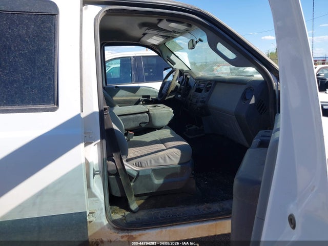 Ford F-350 Xl