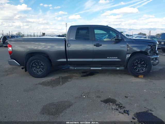 Toyota Tundra Sr5 5.7l V8