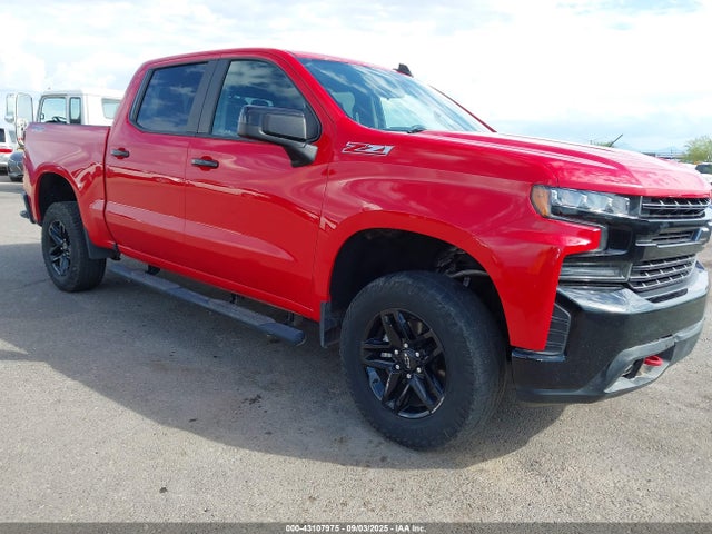 Salvage Chevrolet Silverado 1500 Image