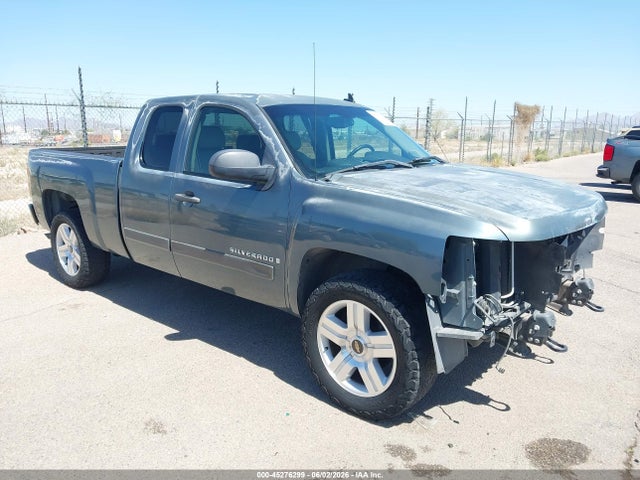 Salvage Chevrolet Silverado 1500 Image