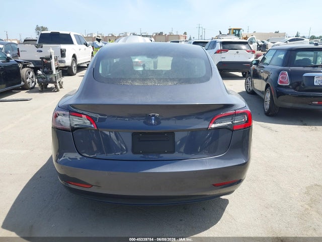 Tesla Model 3 Standard Range Plus Rear-wheel Drive