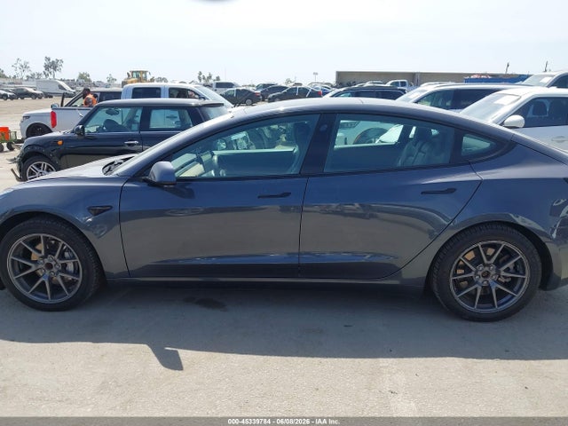 Tesla Model 3 Standard Range Plus Rear-wheel Drive