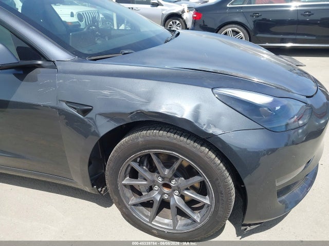 Tesla Model 3 Standard Range Plus Rear-wheel Drive